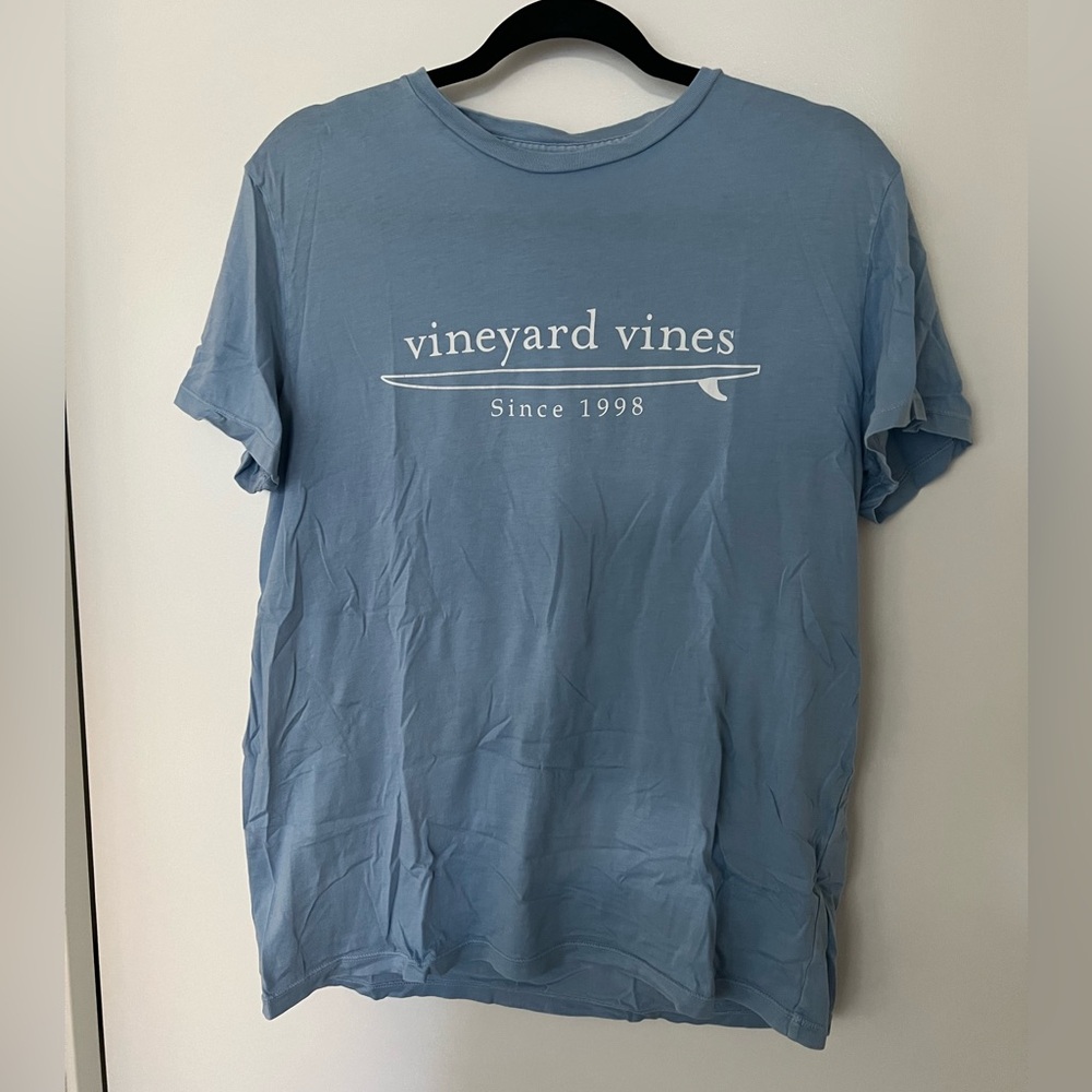 Vineyard Vines T-shirt